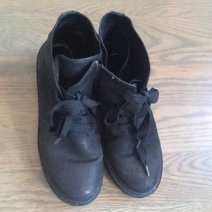 Eileen Fisher Lace up Platform Black Booties